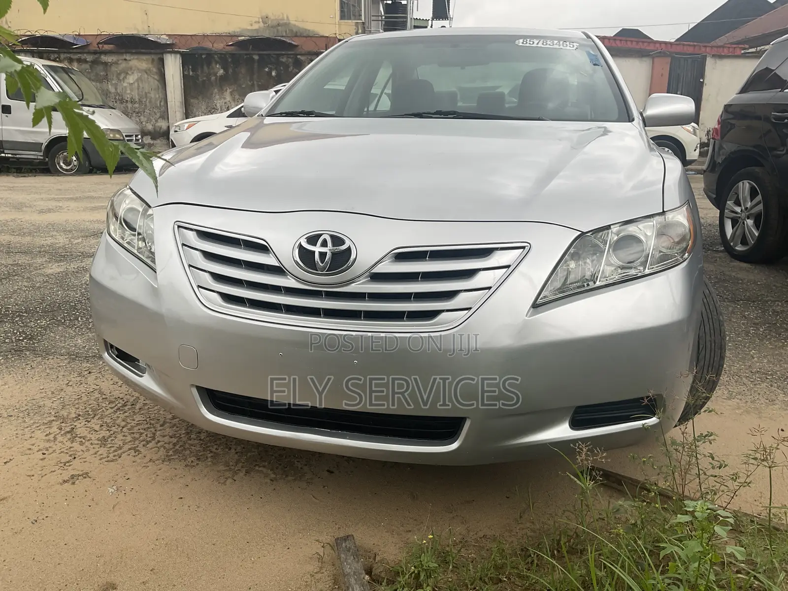 Toyota Camry LE 4dr Sedan (2.4L 4cyl 5A) 2009 Silver