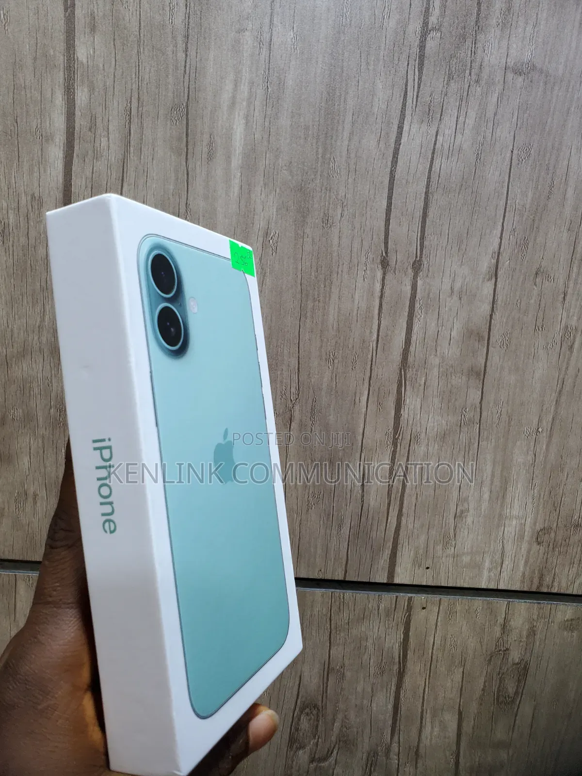 New Apple iPhone 16 Plus 256 GB Green