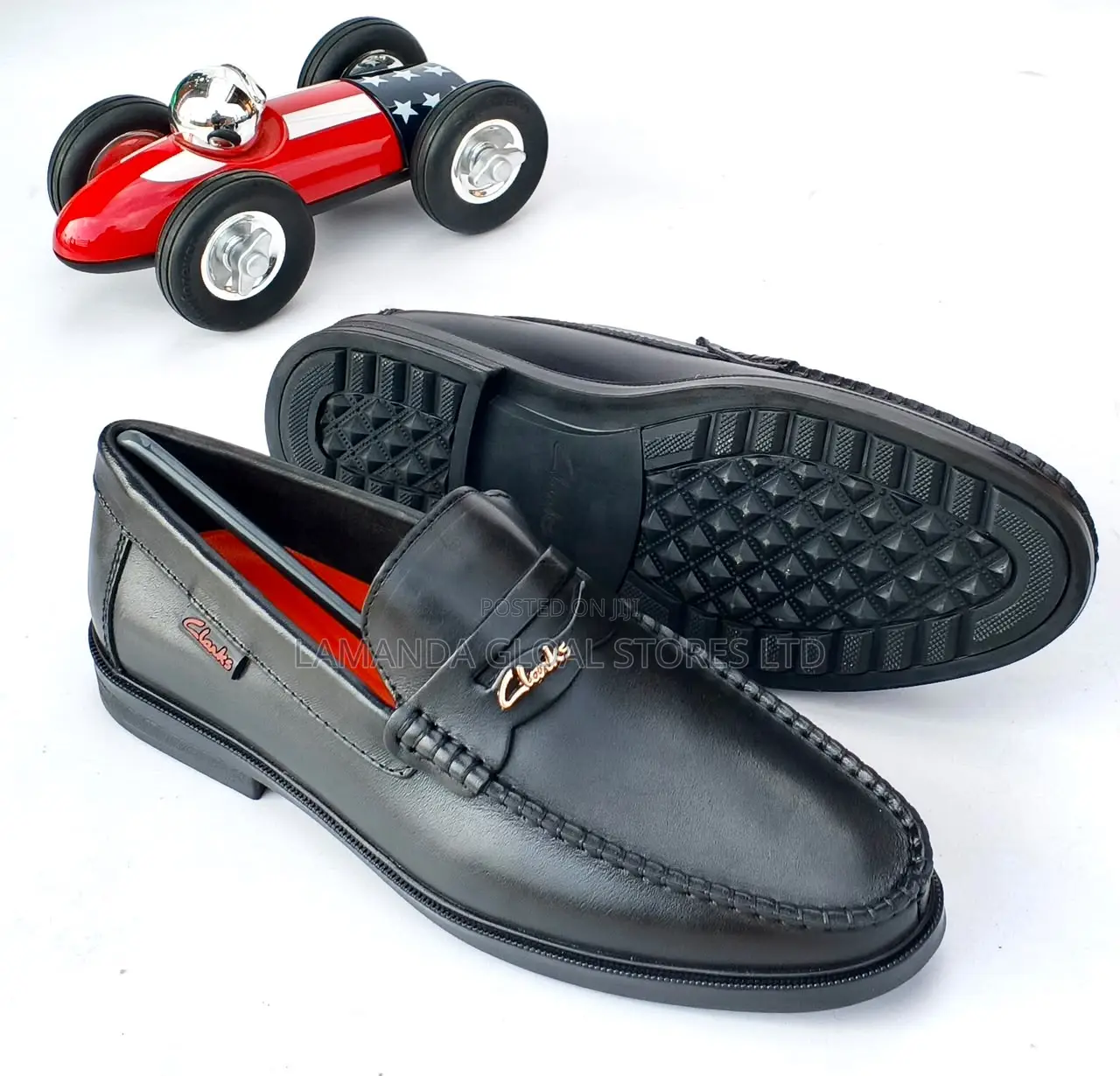 Clarks Classic Leather Penny Loafers in Black