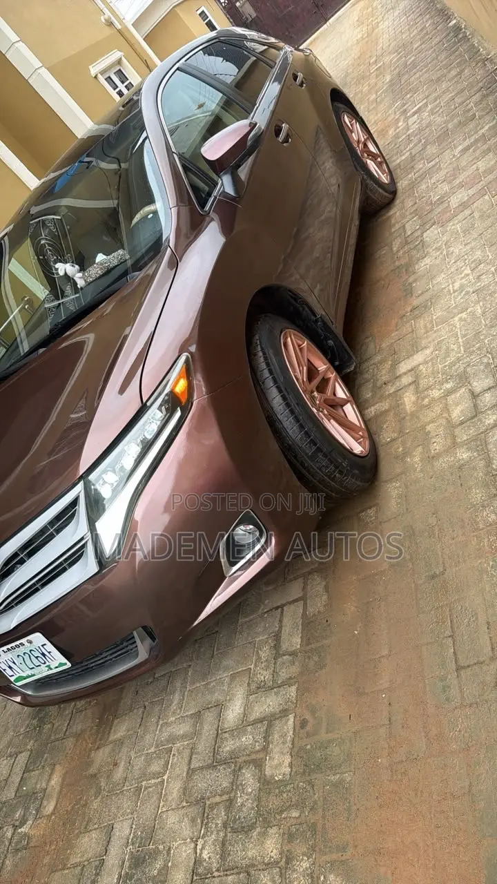 Toyota Venza V6 AWD 2012 Brown
