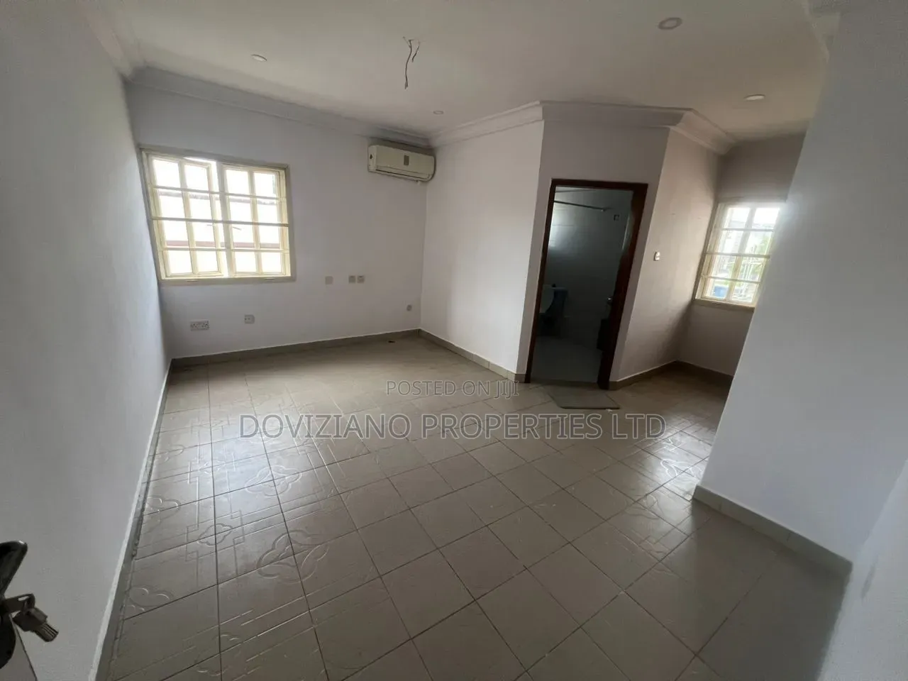 1bdrm Apartment in Lekki Phase 1 for rent