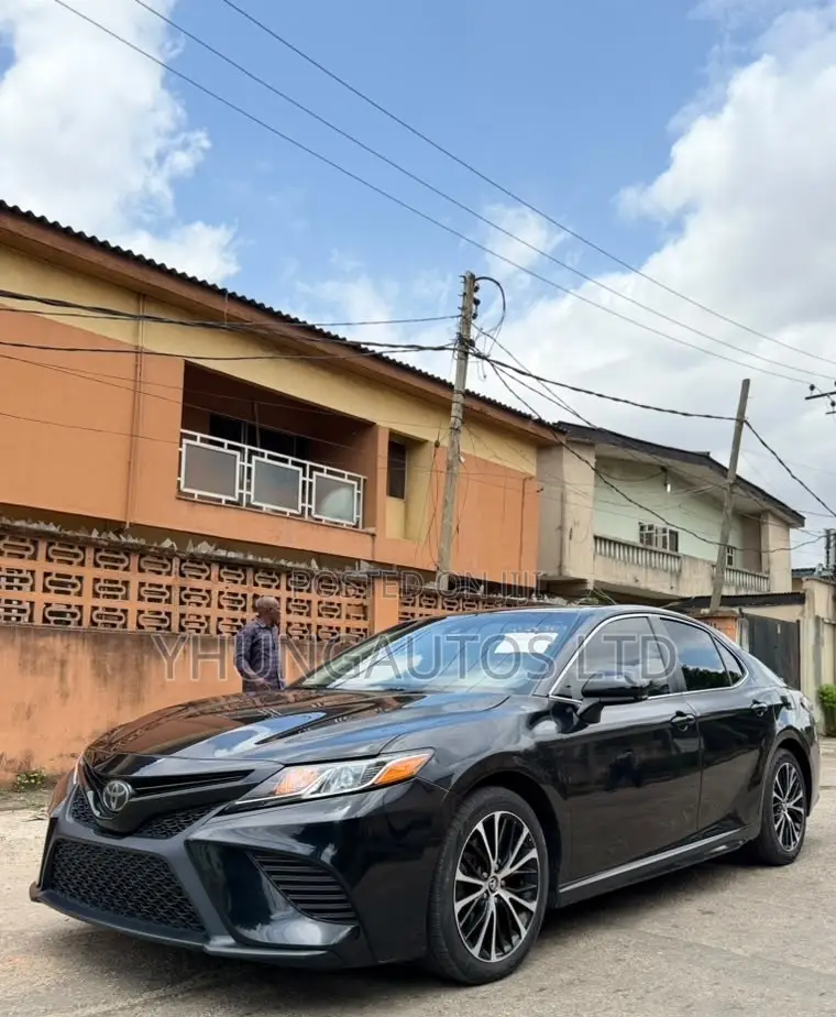 Toyota Camry SE (2.5L 4cyl 8A) 2019 Black