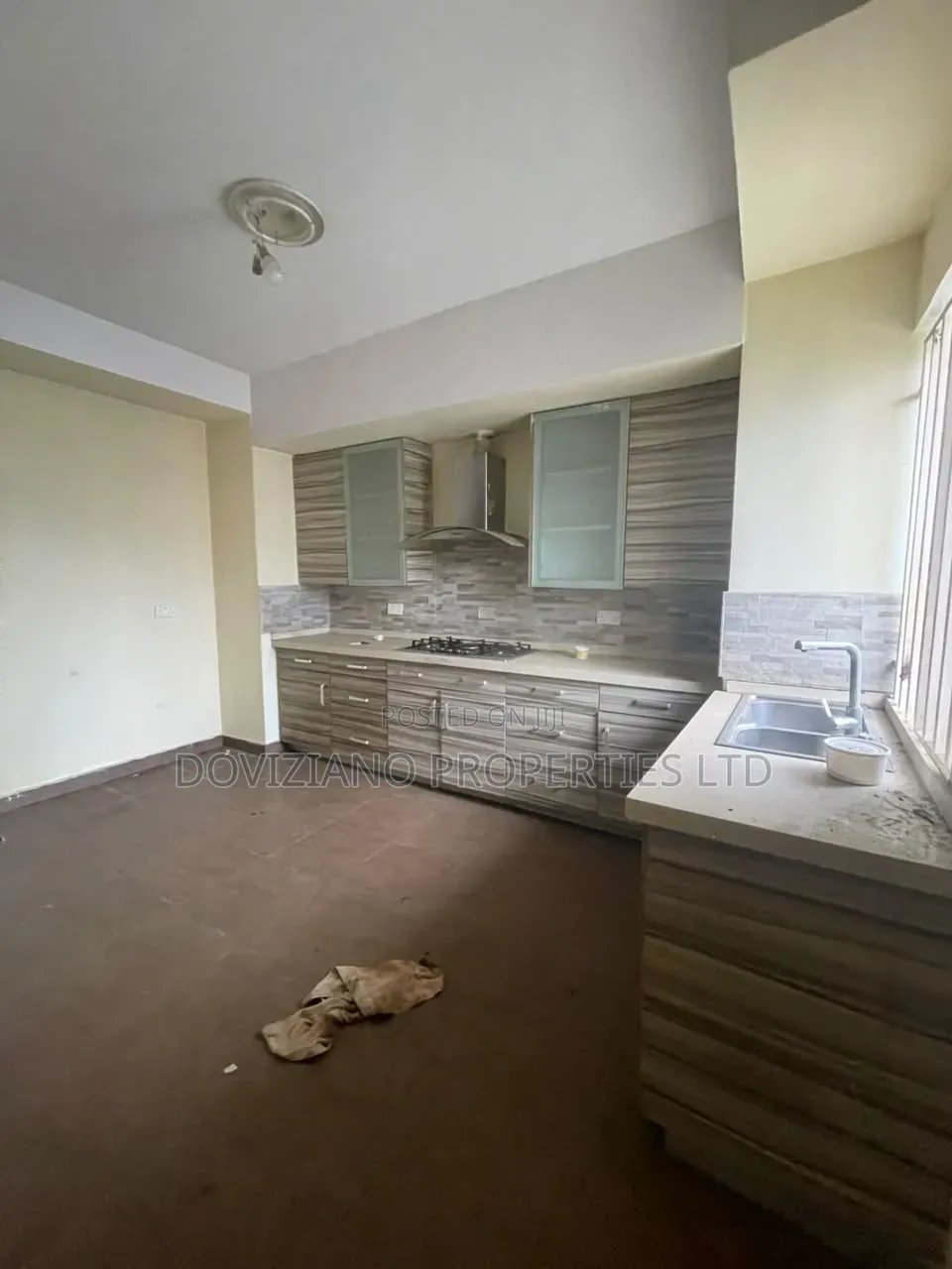 4bdrm Duplex in Parkview Estate for rent