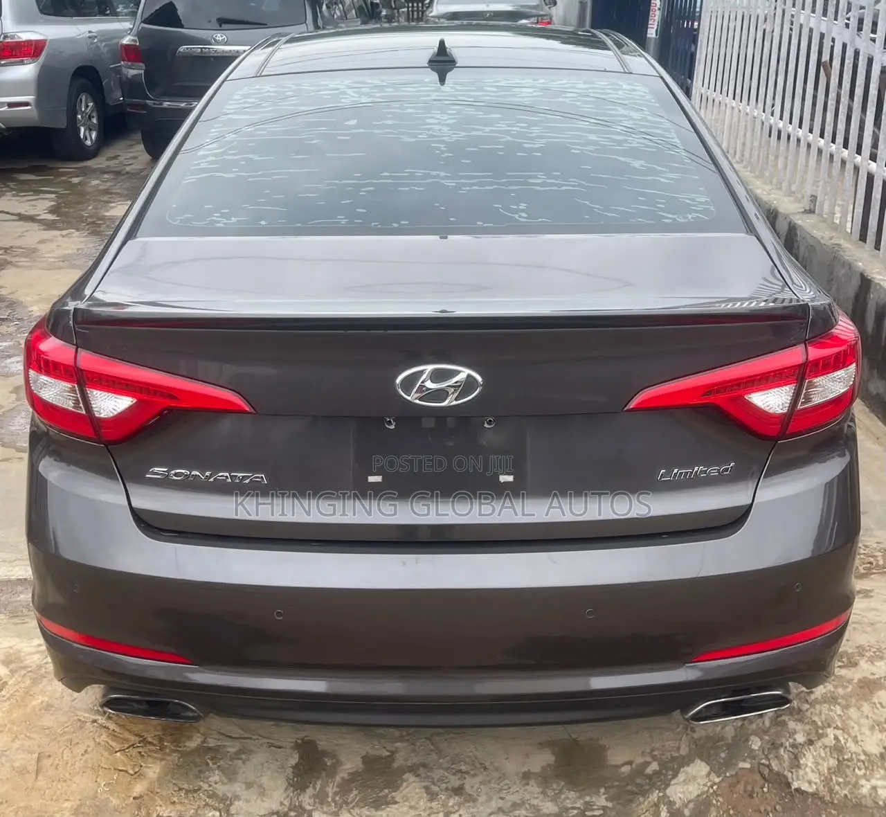 Hyundai Sonata Limited 4dr Sedan (2.4L 4cyl 6A) 2015 Gray