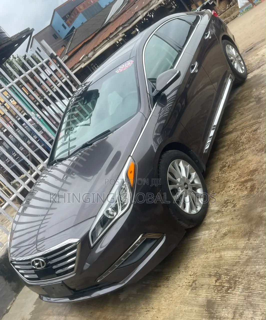 Hyundai Sonata Limited 4dr Sedan (2.4L 4cyl 6A) 2015 Gray
