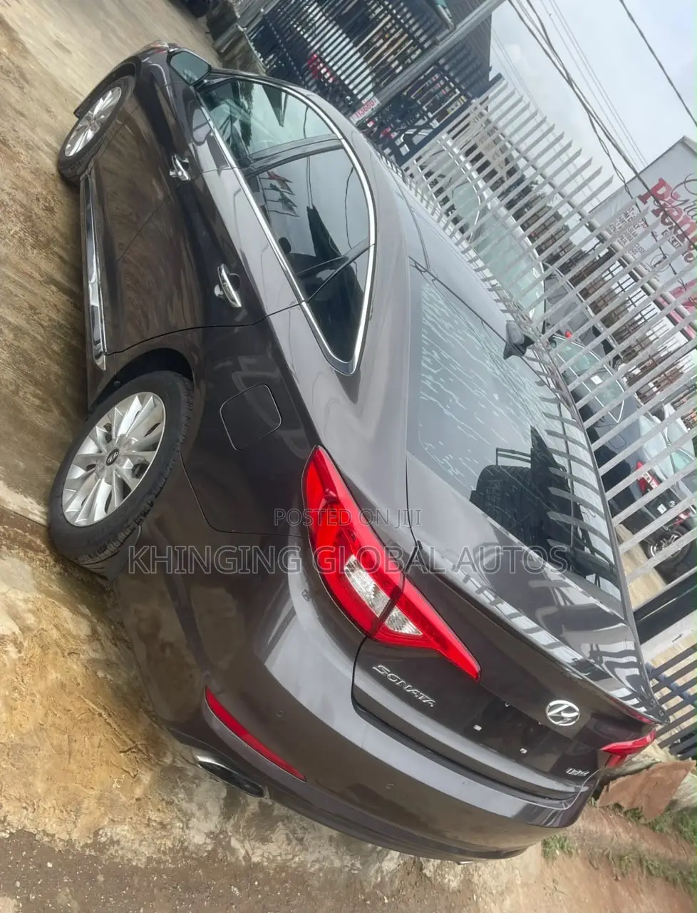 Hyundai Sonata Limited 4dr Sedan (2.4L 4cyl 6A) 2015 Gray