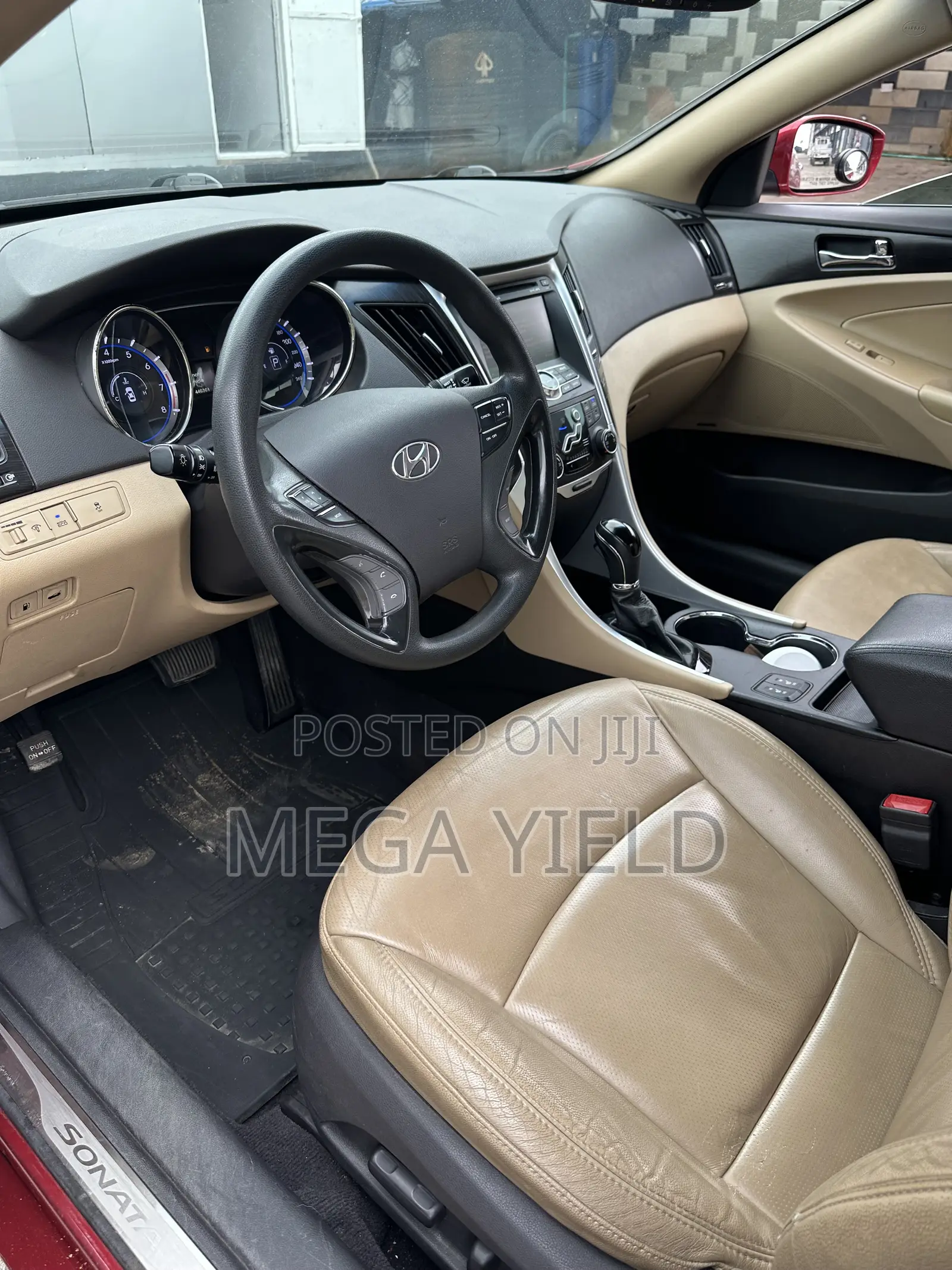 Hyundai Sonata Limited 2.0T Sedan (2.0L 4cyl 6A) 2011 Red