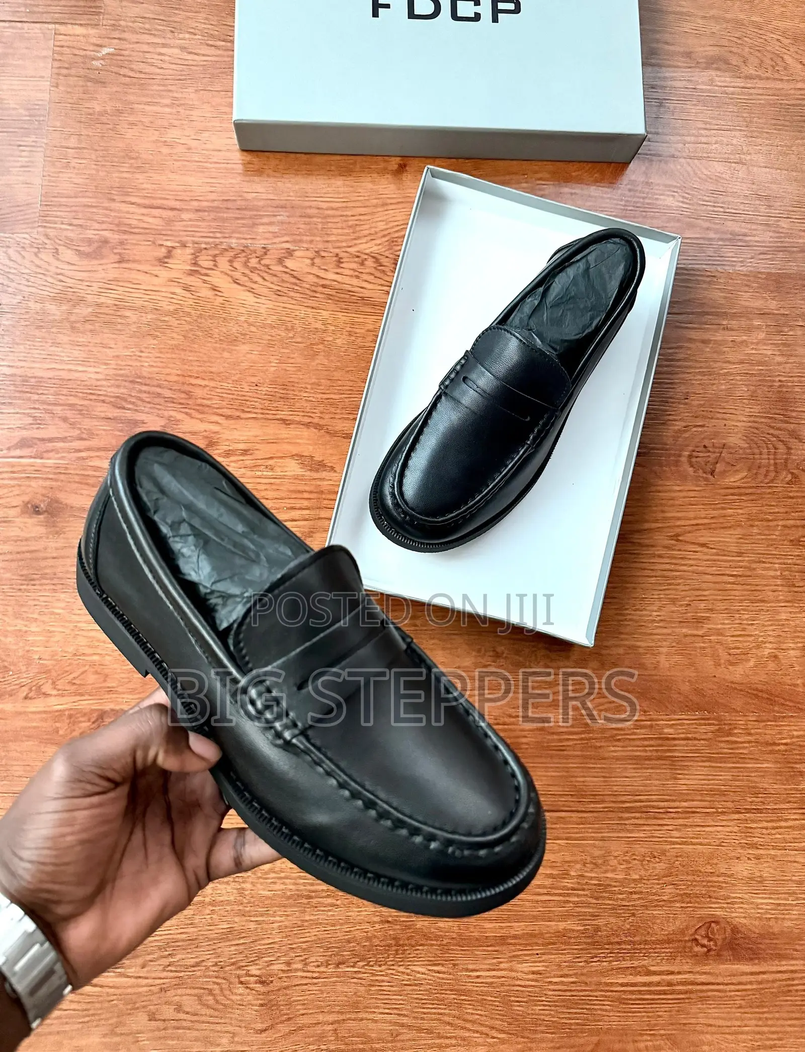 FDCP Black Penny Loafers in Black