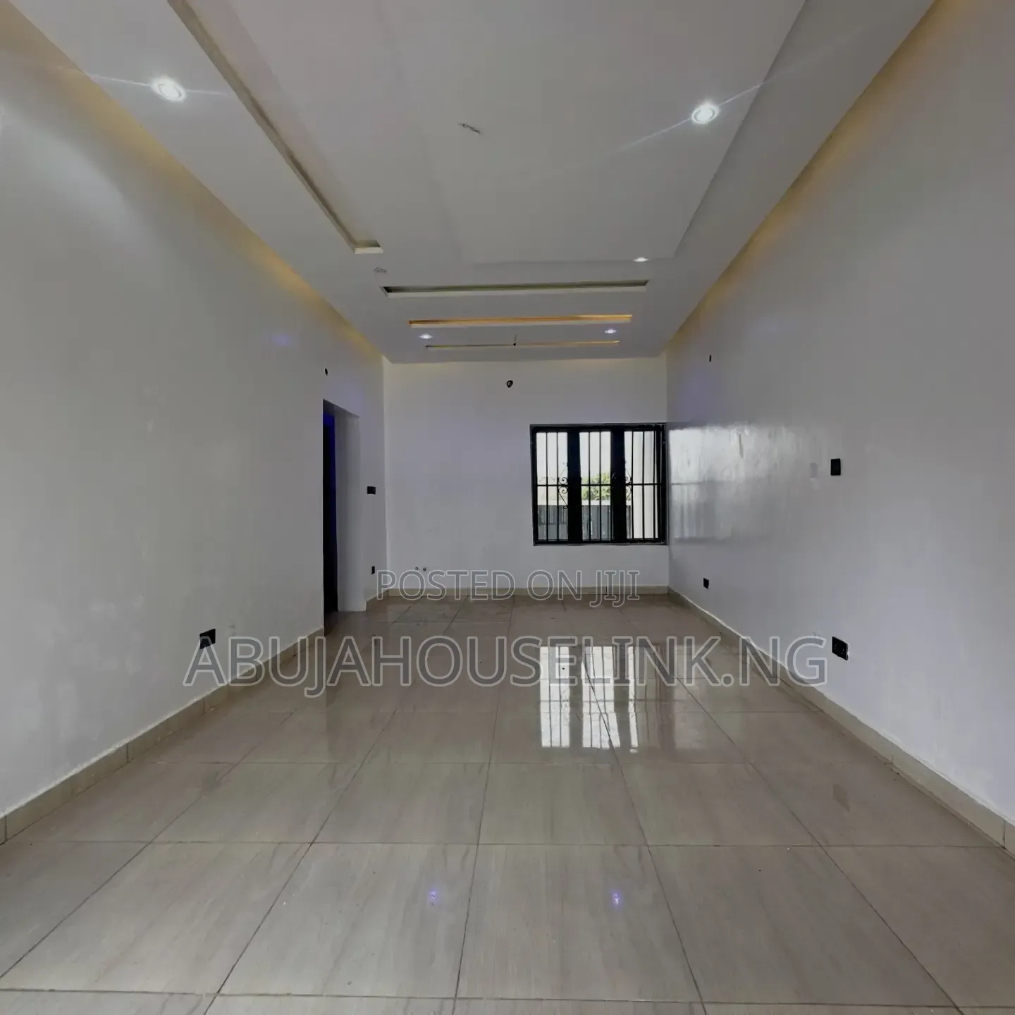 3bdrm Apartment in Wuye- Dakibiyu Abuja for sale