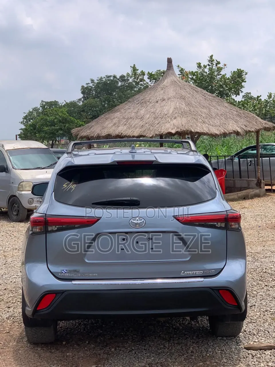 Toyota Highlander 2022 Blue