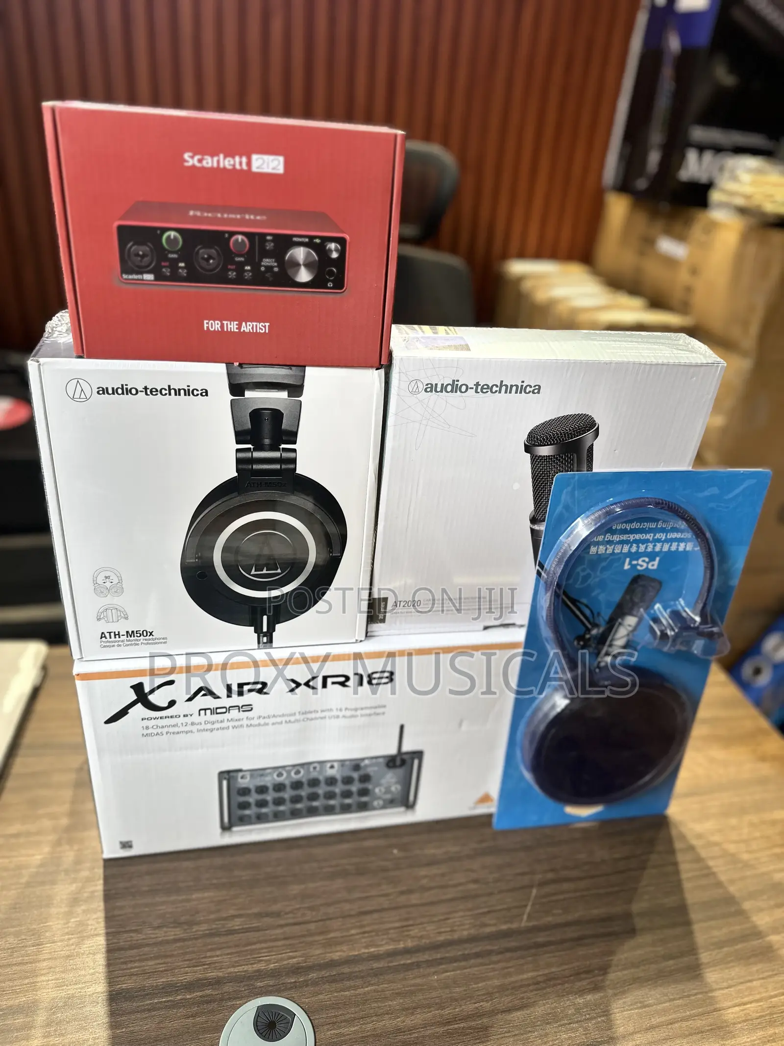 XR18 Digital Mixer, Scarlett 2i2 Soundcard, M50x Headphone, AT2020 Mic