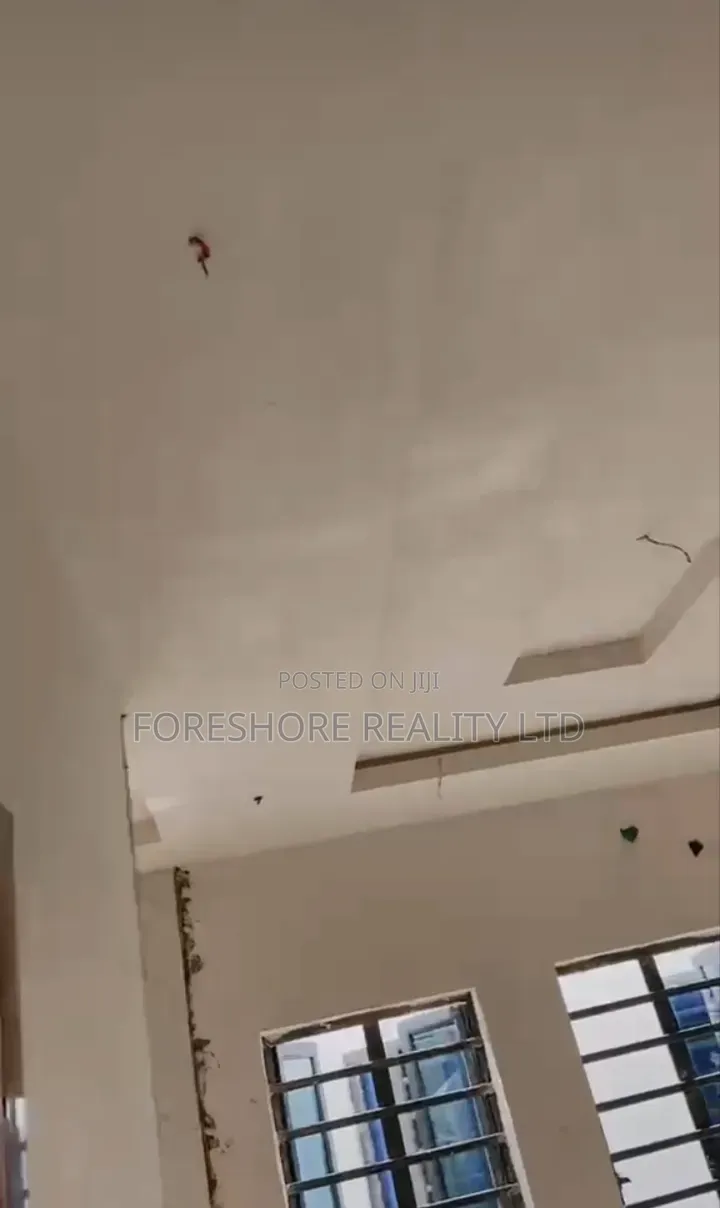 Mini Flat in Mende for sale