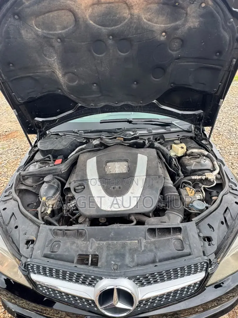 Mercedes-Benz C300 2009 Black