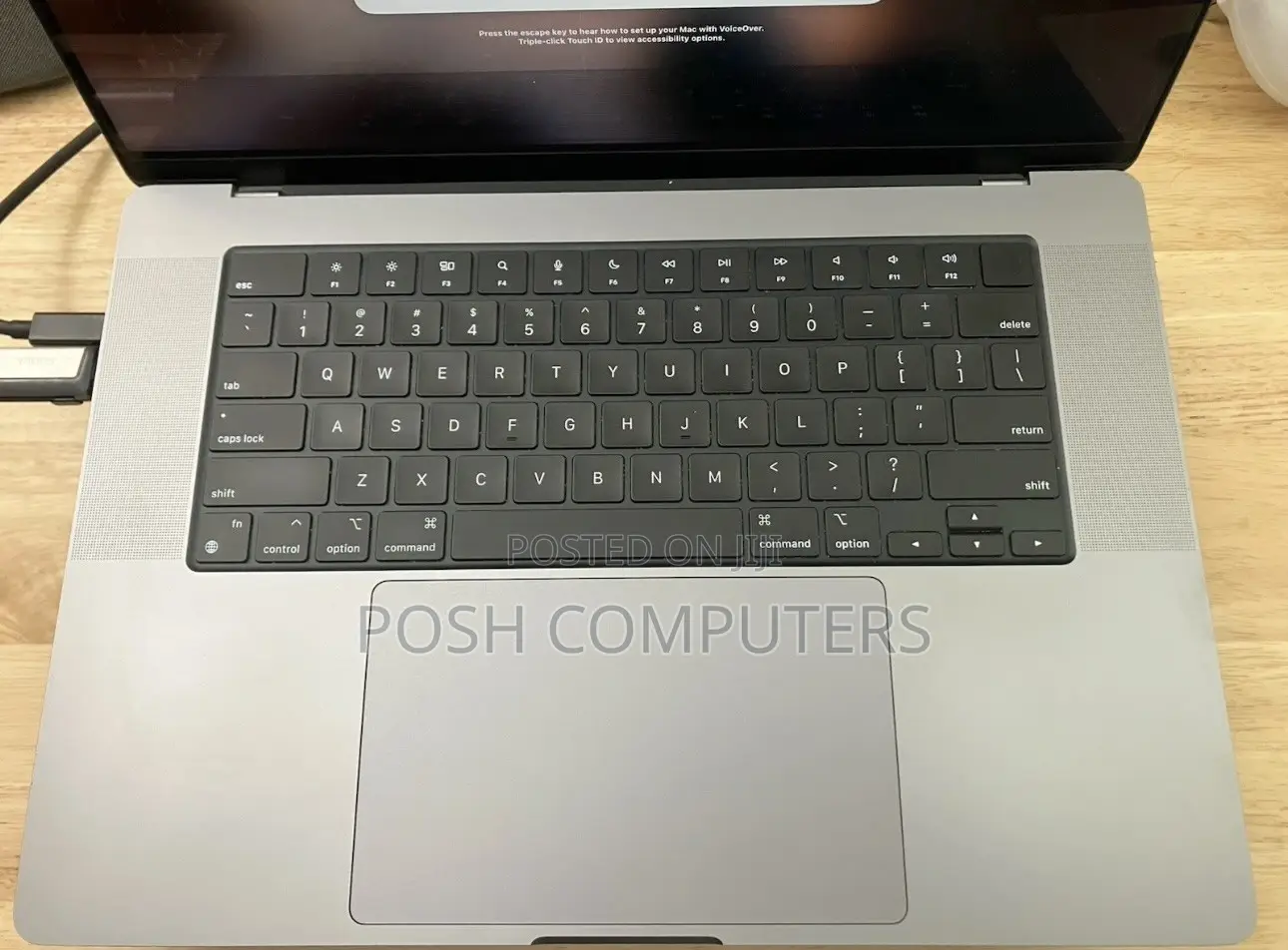 Laptop Apple MacBook Pro 2021 M1 16GB Apple M1 Pro SSD 512GB