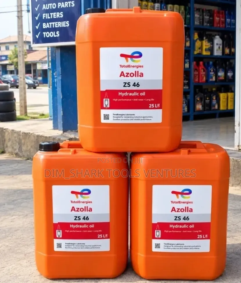 25-Liter Containers of TotalEnergies Azolla ZS 46 Hydraulic Oil