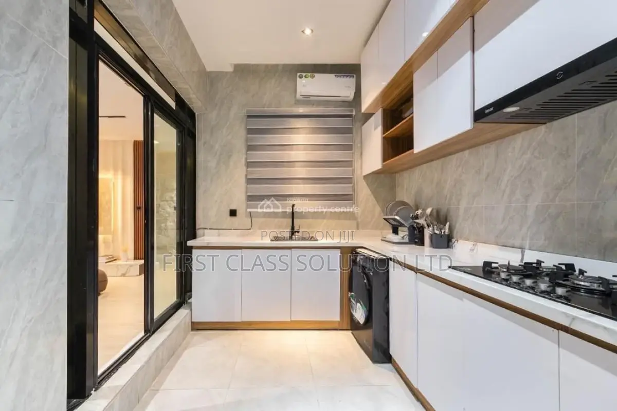 New 2 Bedroom Apartment