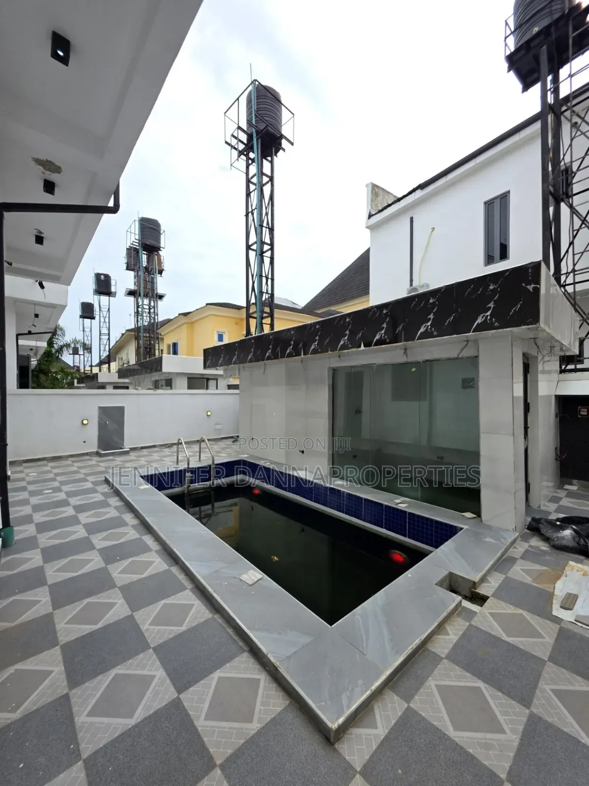 5bdrm Duplex in Sangotedo for sale