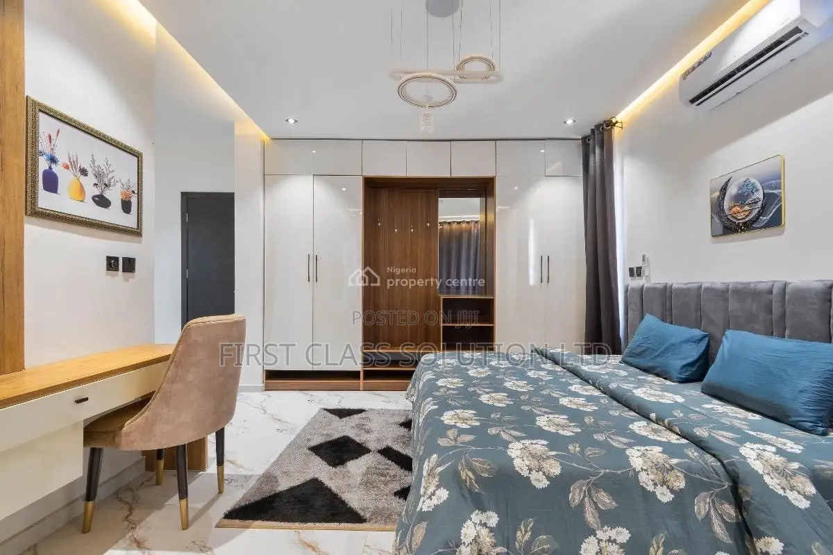 Luxurious 2 Bedroom Apartment