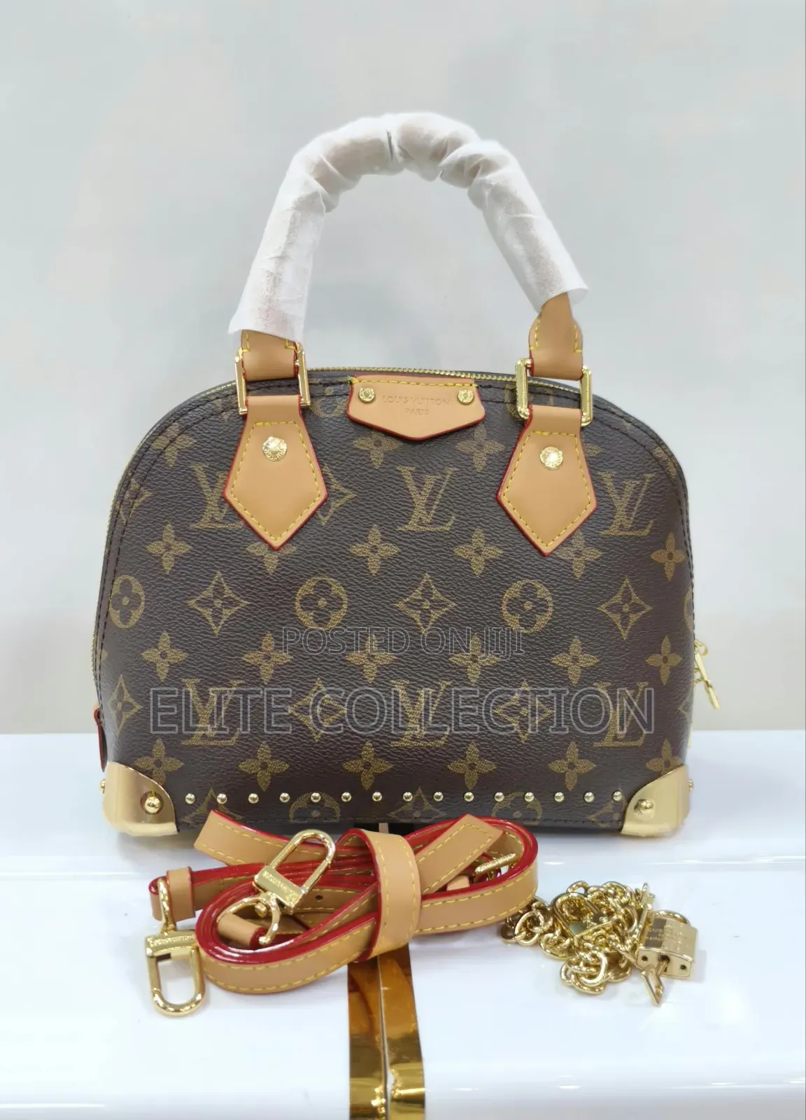 High Quality Louis Vuitton Leather Bag It'sleather Available as Seen
