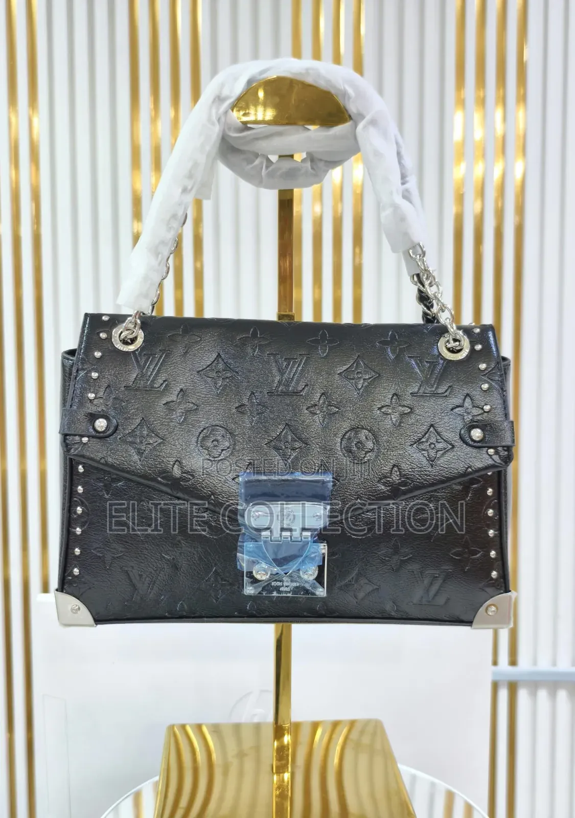 High Quality Louis Vuitton Eather Bag It'sleather Available as Seen