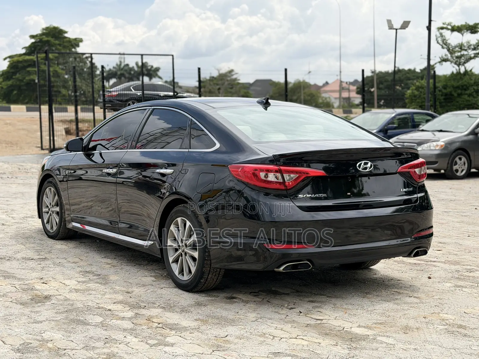 Hyundai Sonata Limited 2.0T Seban (2.0L 4cyl 6A) 2016 Black