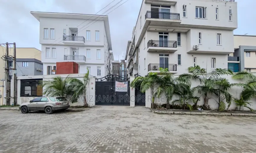 Furnished 2bdrm Apartment in Lekki Phase 1 for rent