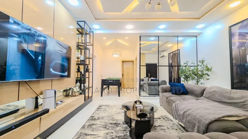 Furnished 2bdrm Apartment in Lekki Phase 1 for rent