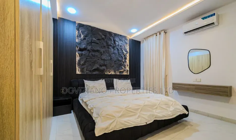 Furnished 2bdrm Apartment in Lekki Phase 1 for rent