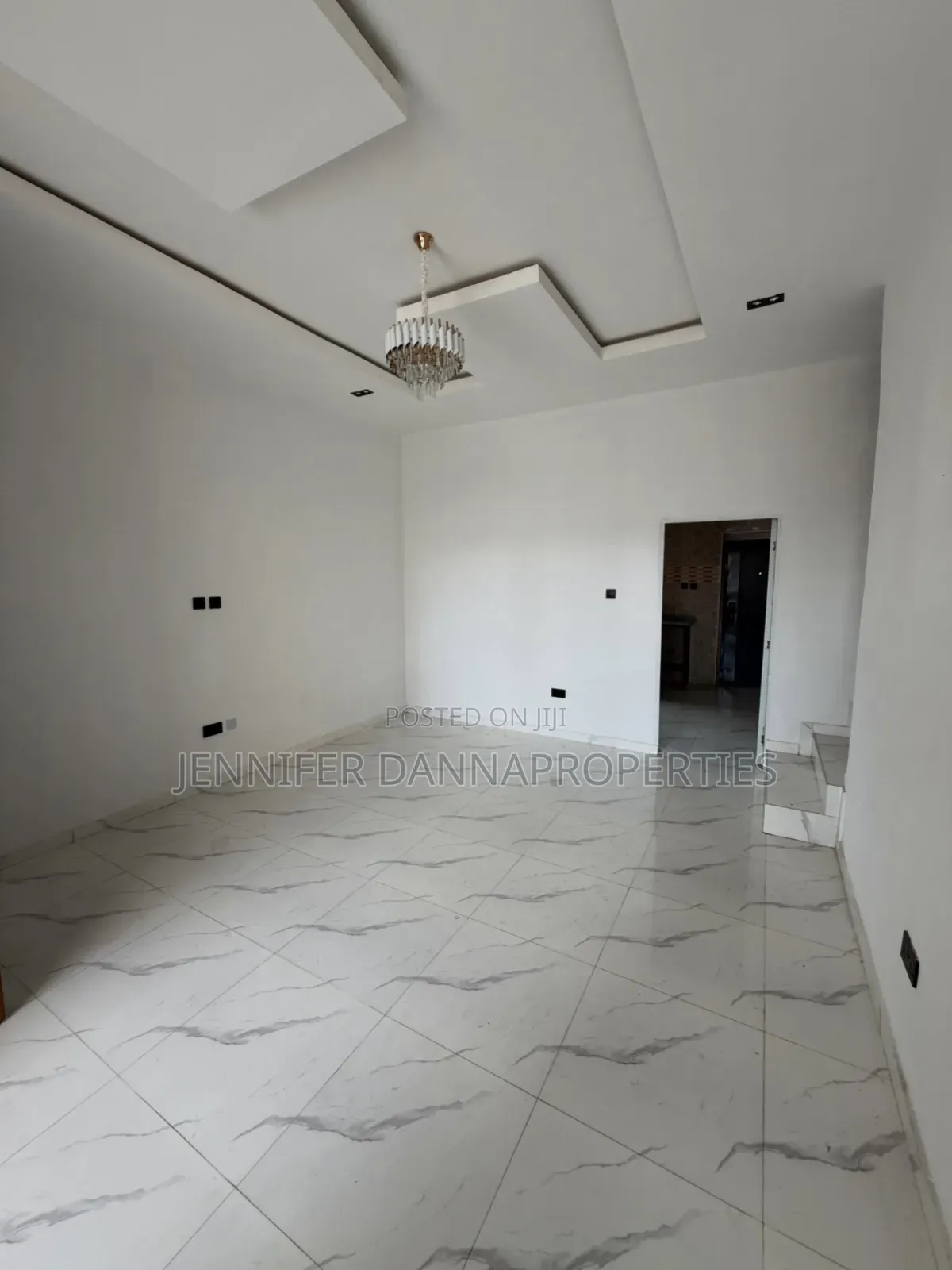 4bdrm Townhouse/Terrace in Thomas Estate for sale