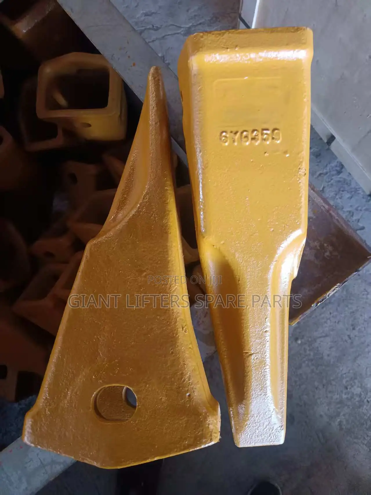 6y-0359 Aftermarket R350 Ripper Tip