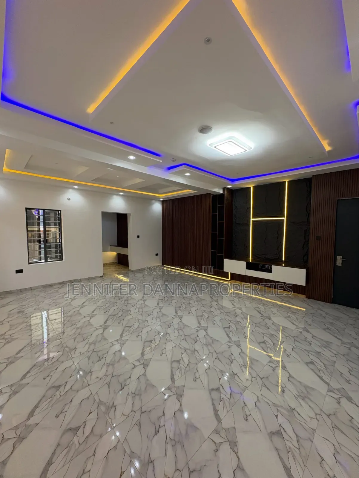 5bdrm Duplex in Wtc Estate, Enugu for sale