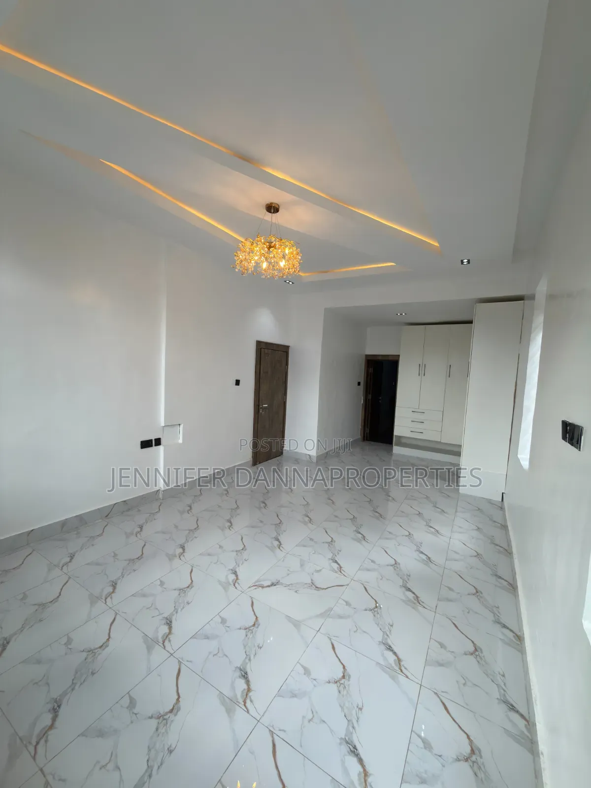 5bdrm Duplex in Enugu for sale
