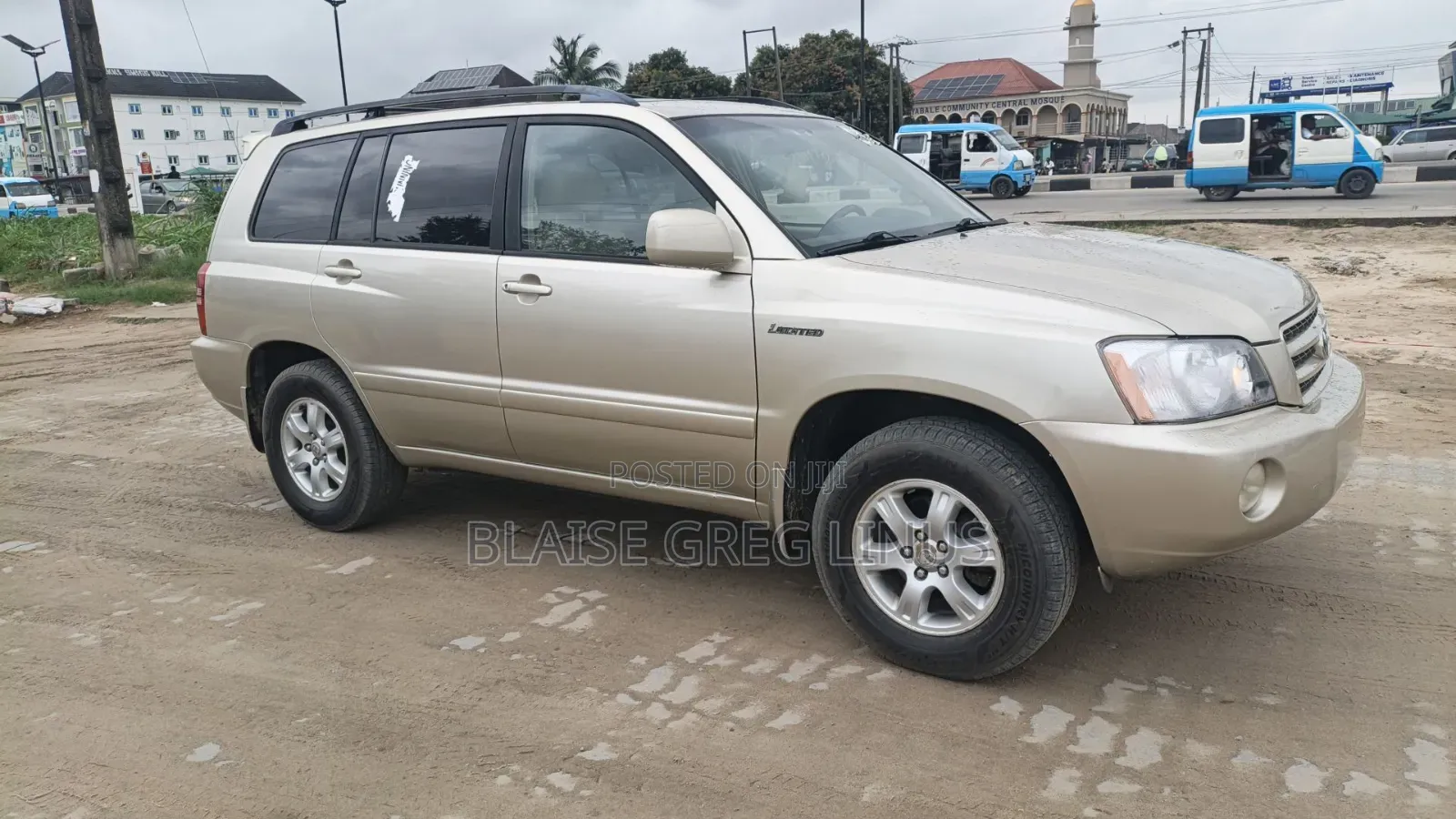 Toyota Highlander 2003 Gold