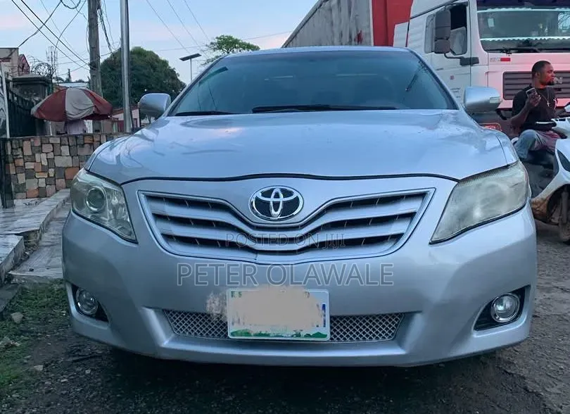 Toyota Camry 2008 Silver