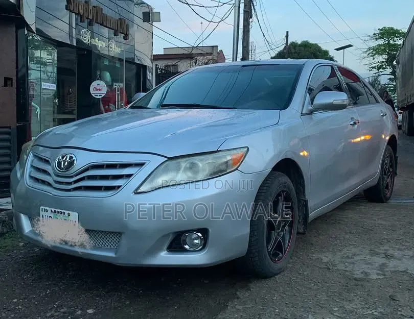Toyota Camry 2008 Silver