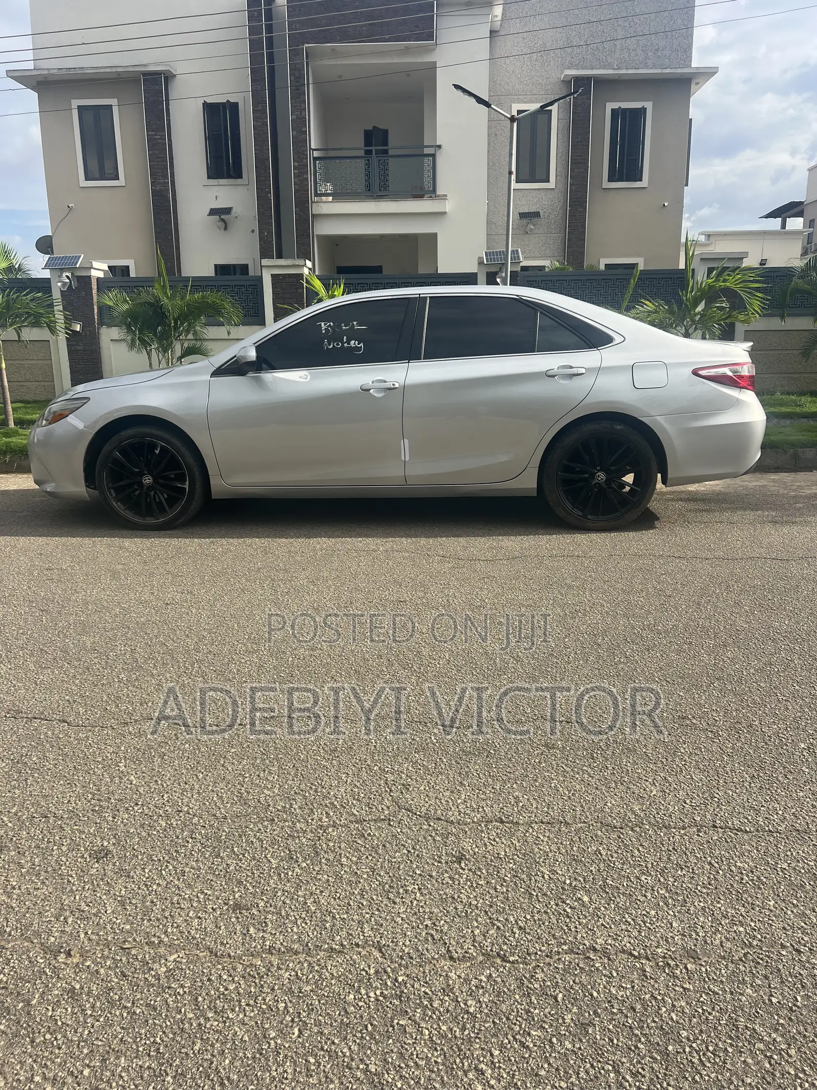 Toyota Camry 2017 Silver