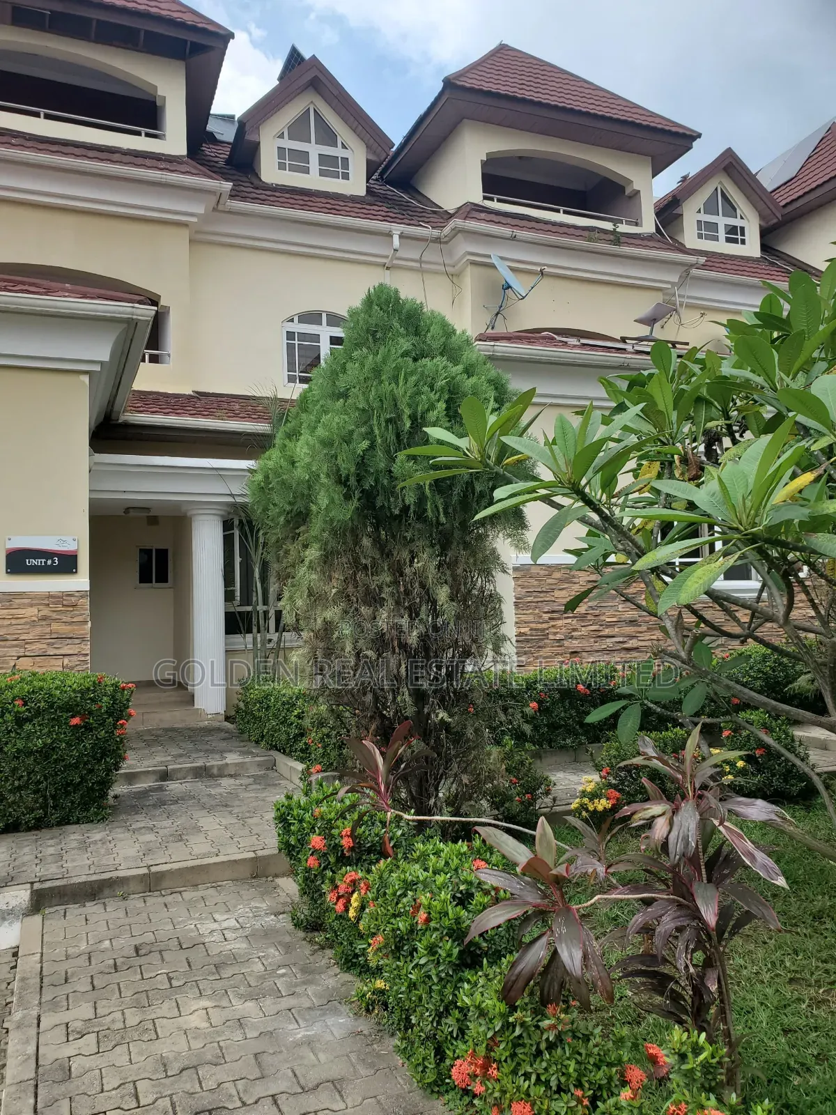4bdrm Penthouse in Katampe Extension for rent