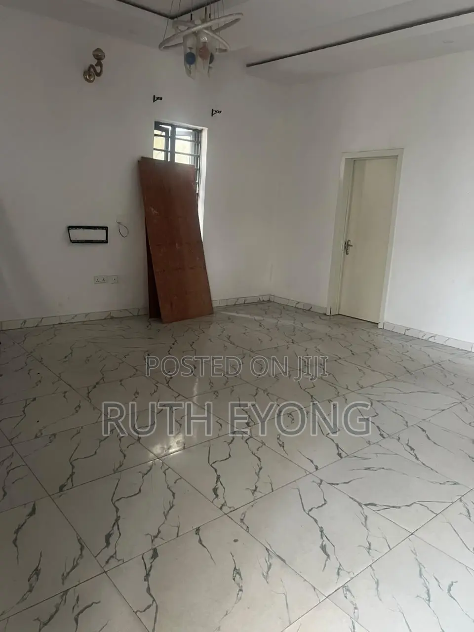 4bdrm Townhouse / Terrace in Ikota Gra, Lagos for rent