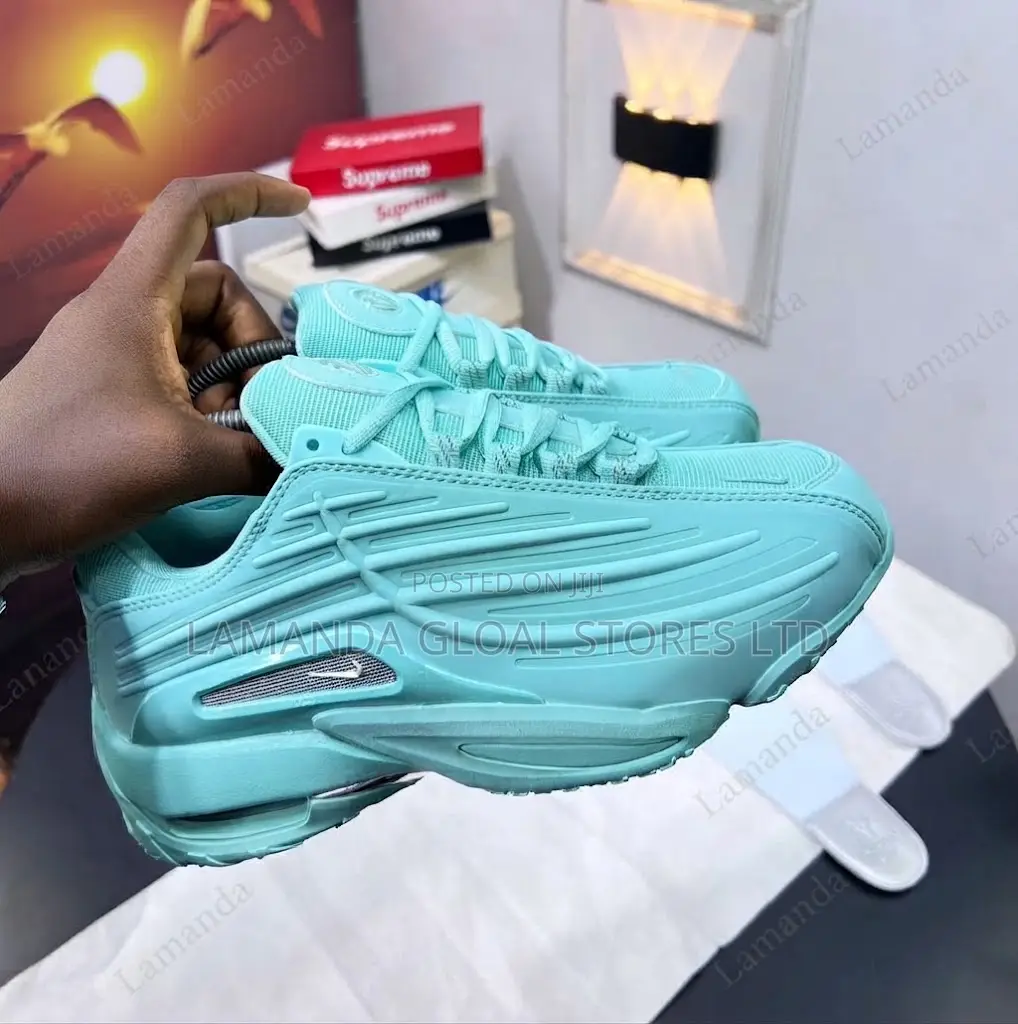 Nike Air Max Plus Drift Turquoise Sneakers