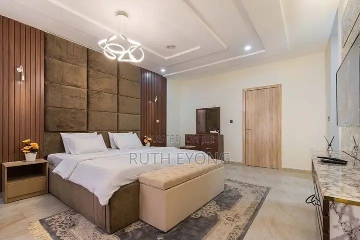 Furnished 4bdrm House in Lekki Right, Lekki, for rent