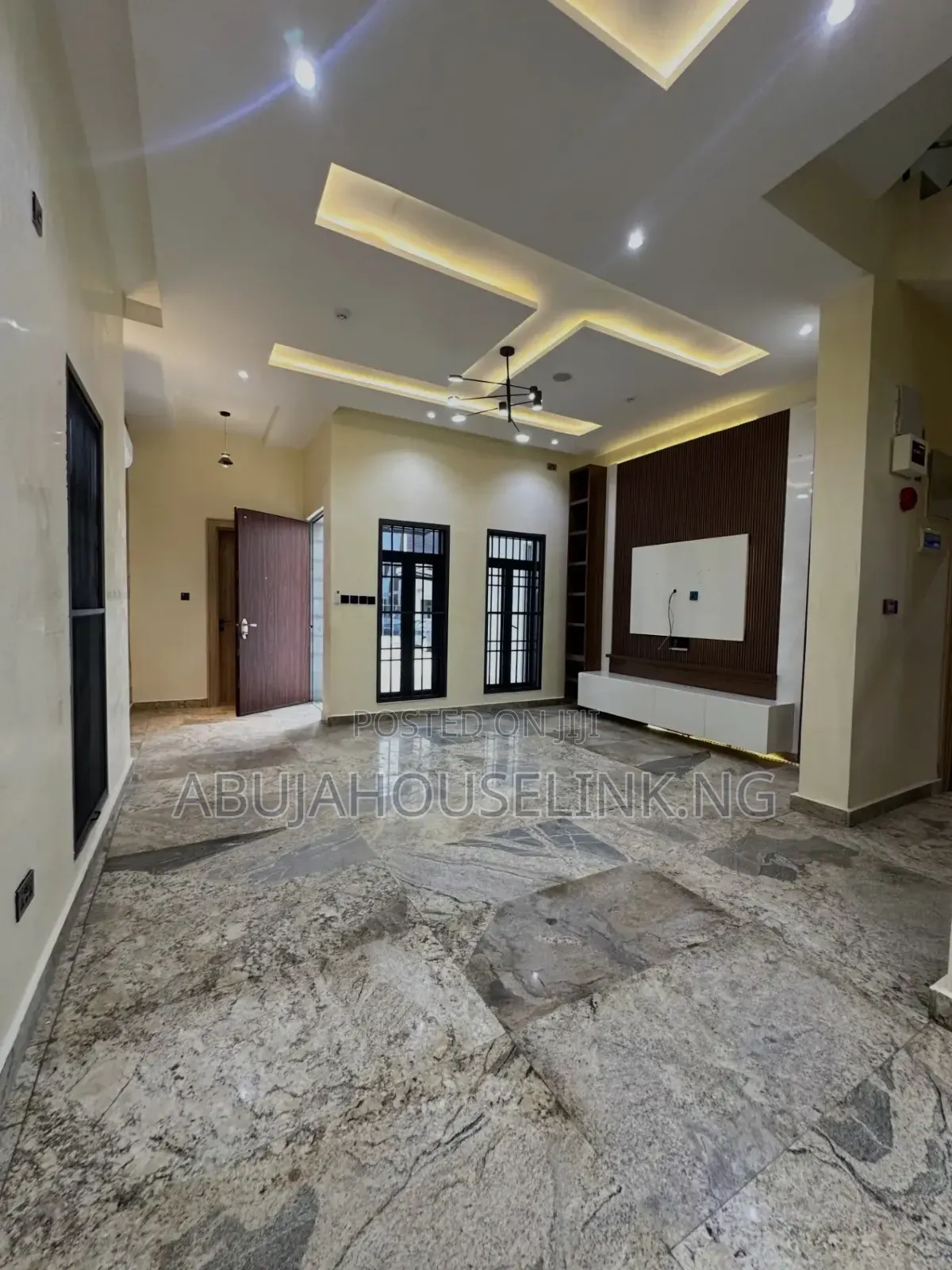 4bdrm Duplex in Jahi Abuja for sale