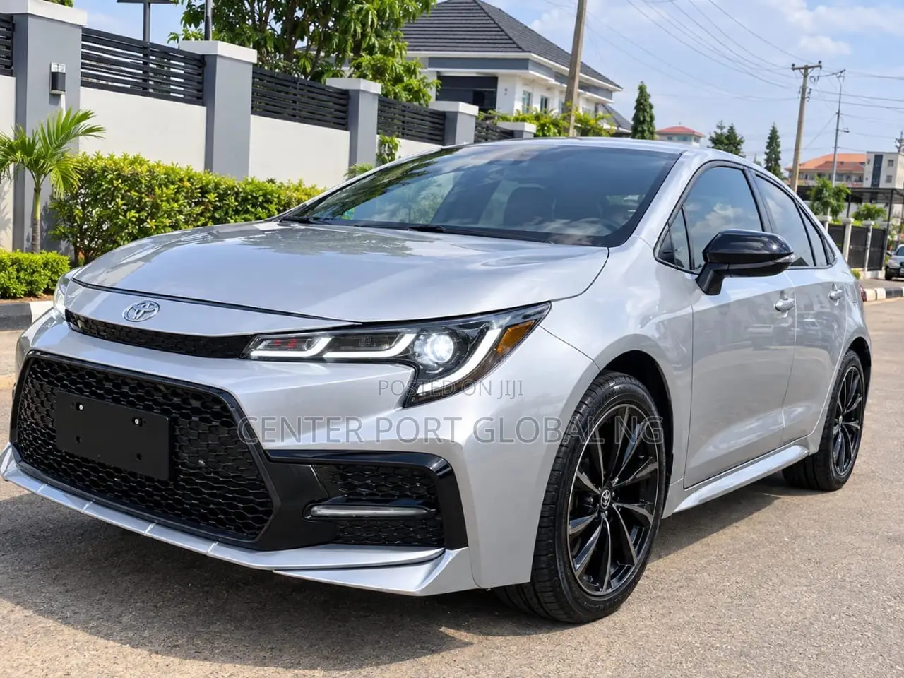 Toyota Corolla SE 2021 Silver