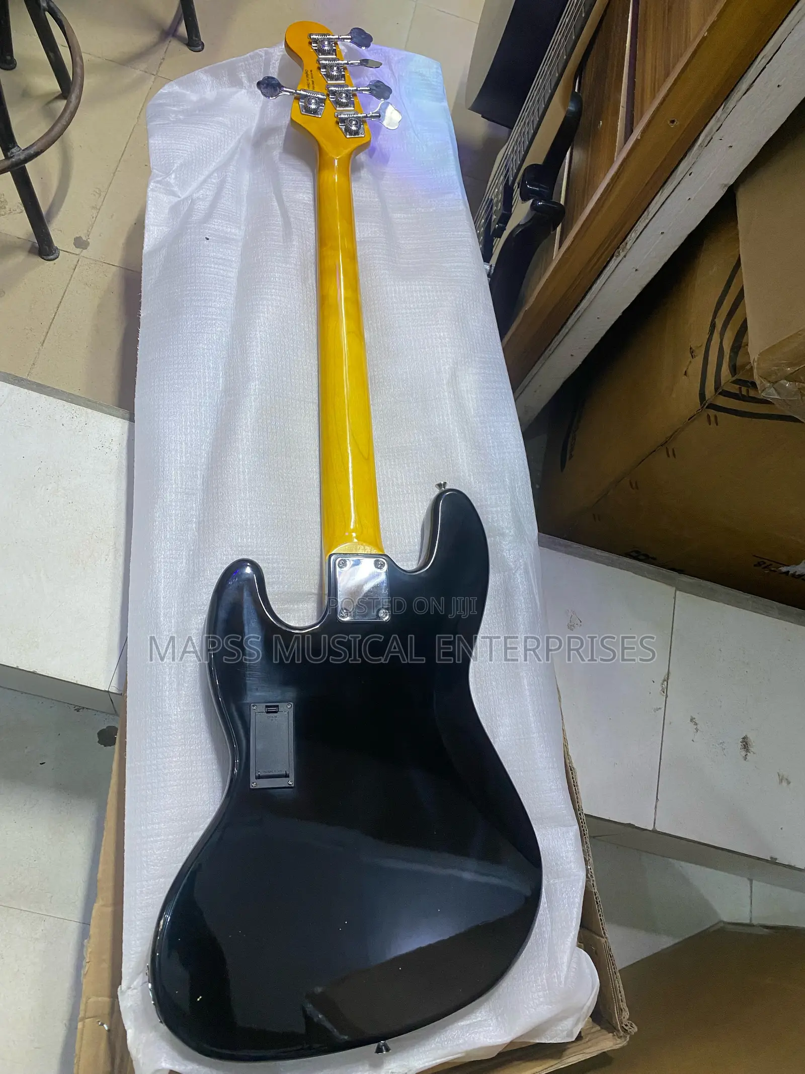 Squier Classic Vibe '70s Jazz Bass V