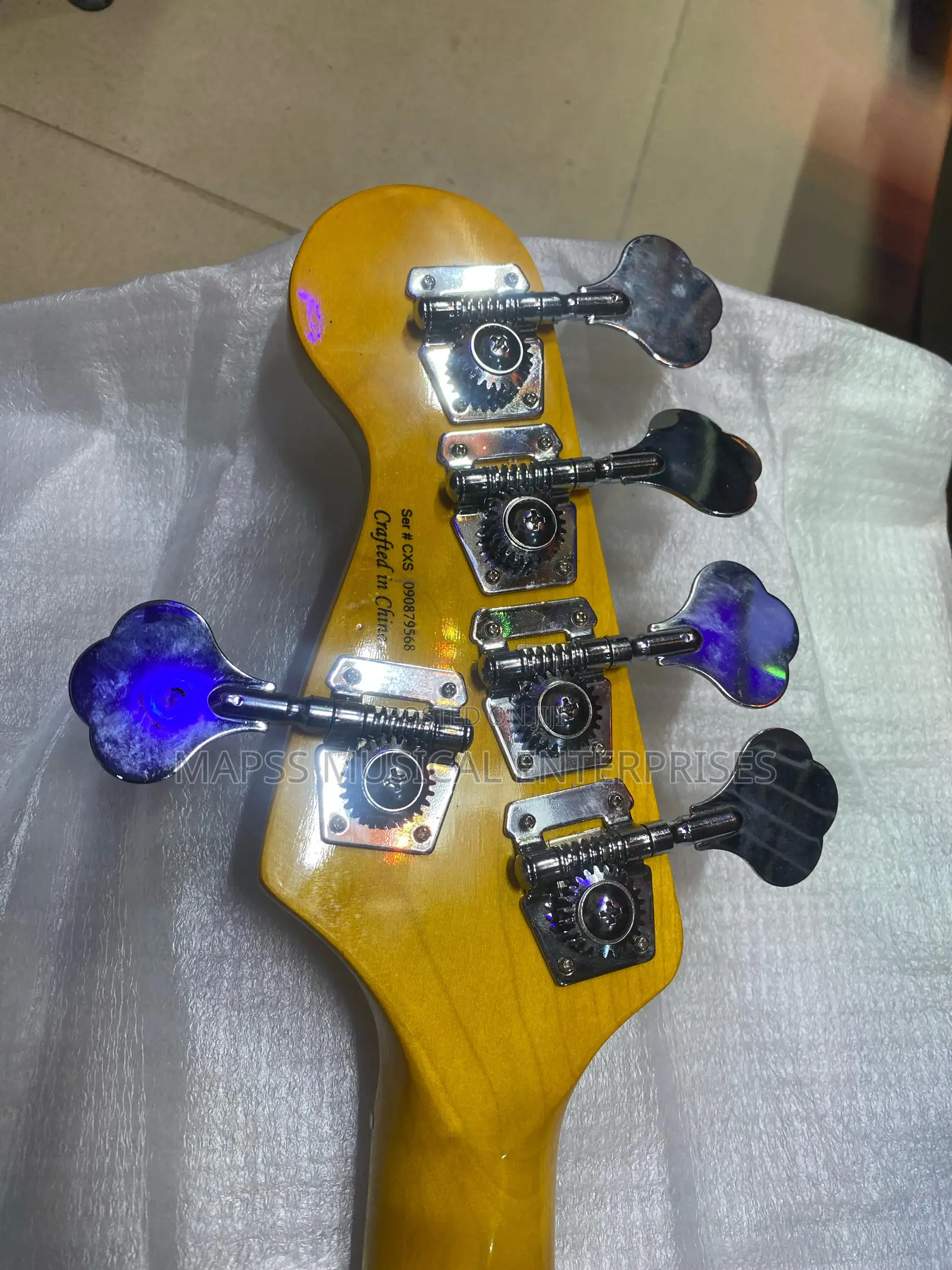 Squier Classic Vibe '70s Jazz Bass V