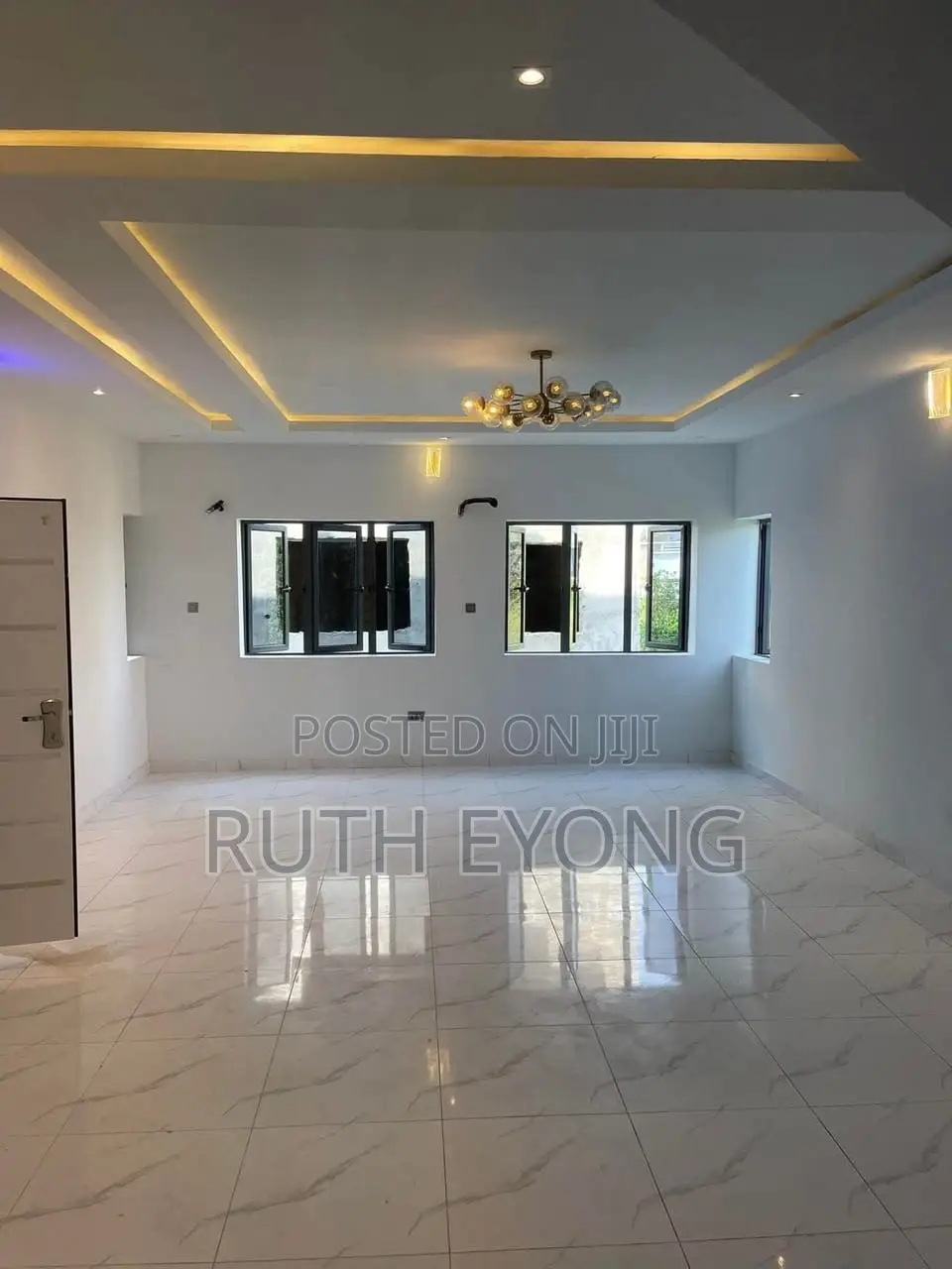 5bdrm Townhouse/Terrace in Abijo Gra, Sangotedo for sale