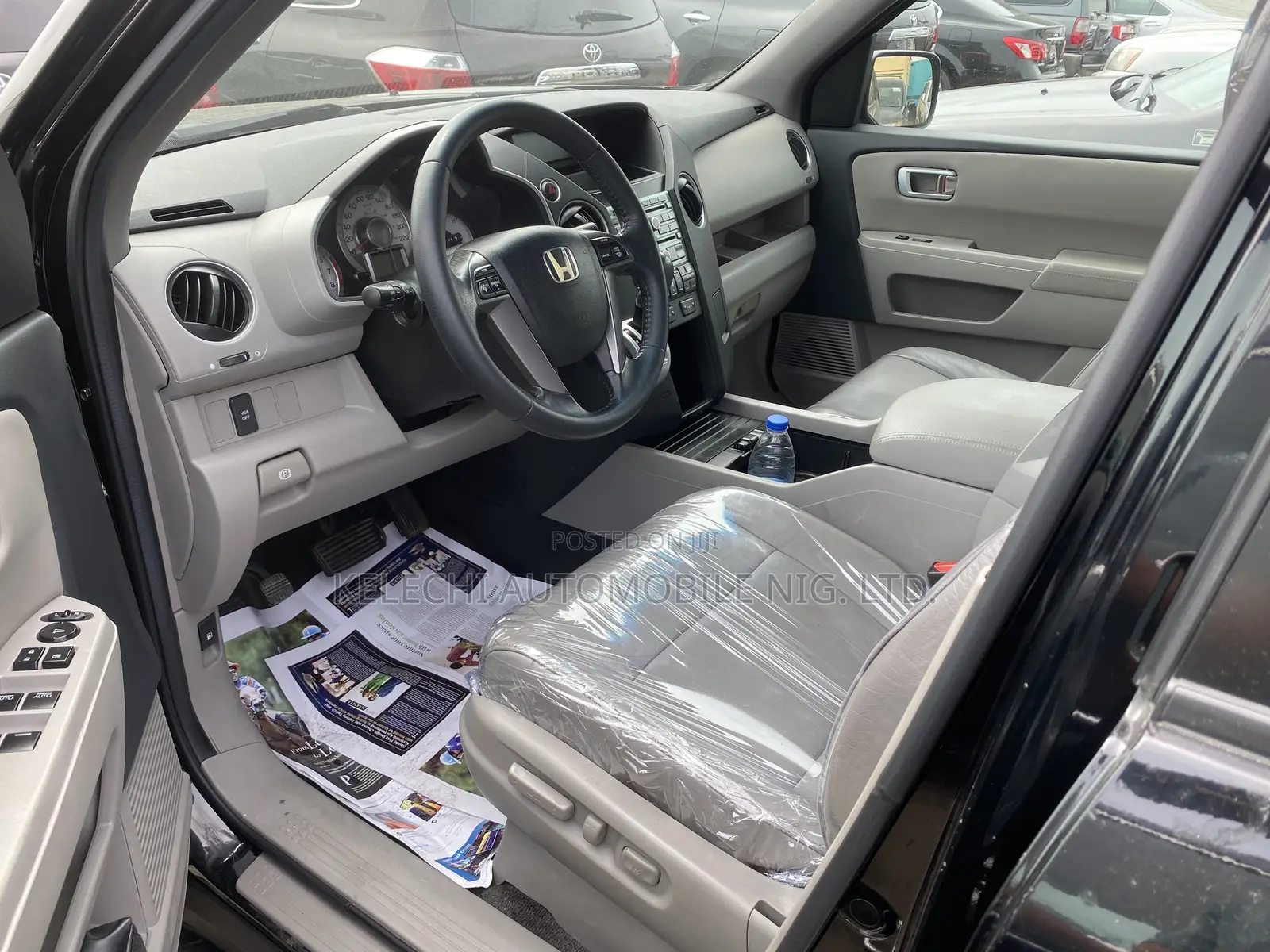 Honda Pilot Touring w/RES/Navi 4WD (3.5L 6cyl 5A) 2011 Black