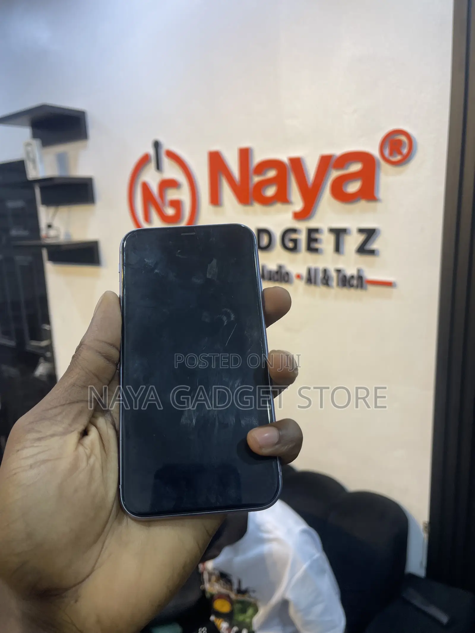 Apple iPhone 11 64 GB Purple