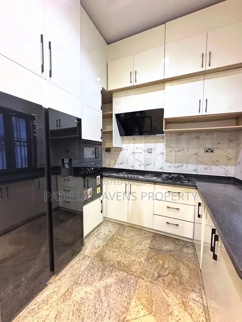 4bdrm Duplex in Jahi for sale