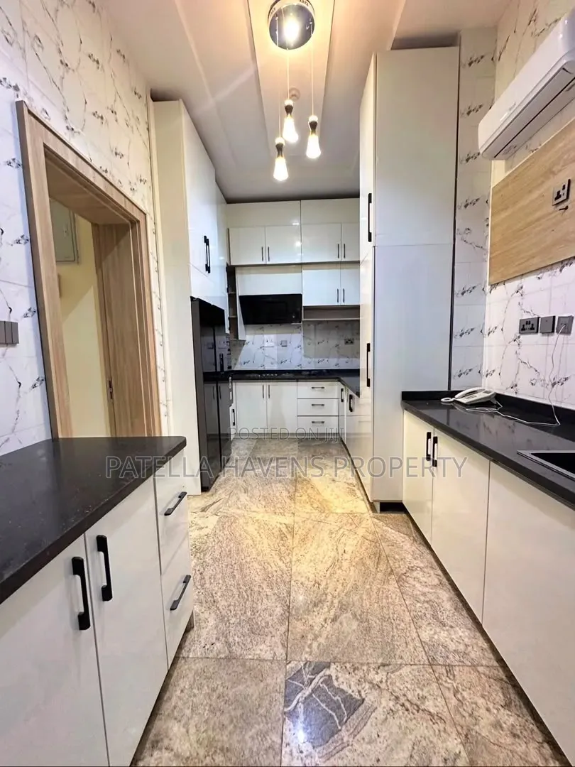 4bdrm Duplex in Jahi for sale