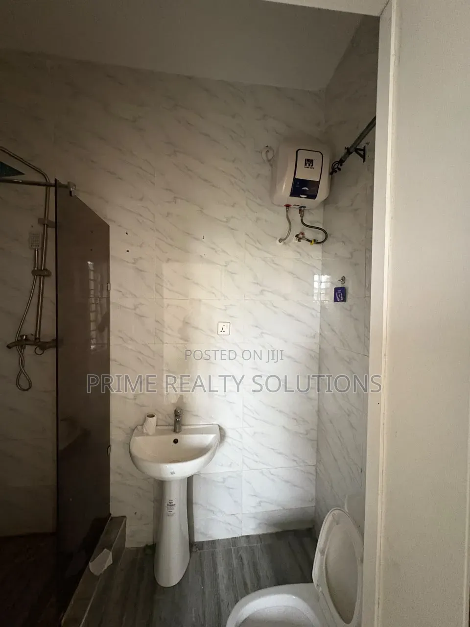 Mini Flat in Lekki Expressway for rent